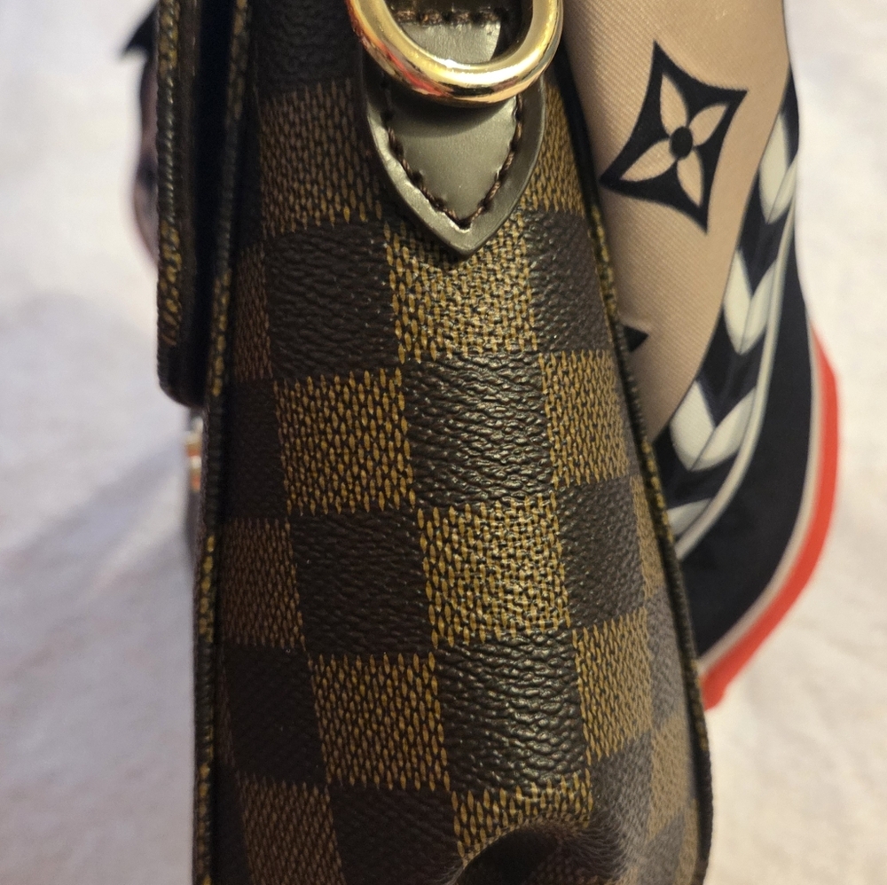 Louis VuittonDamier Ebene Croisette Elegant Brown Checkered Handbag - Copy - Picture 11 of 16